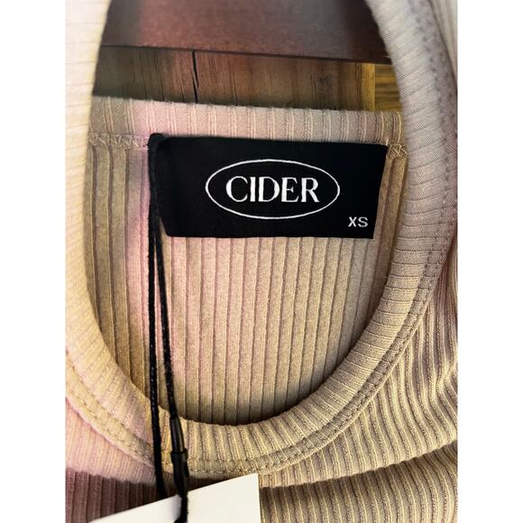 Cider Ribbed Halter Top-Crop Top - Picture 4 of 5